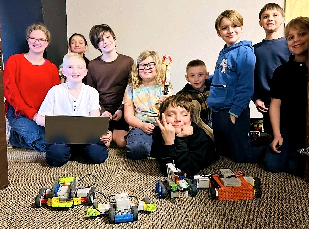 Students building robots